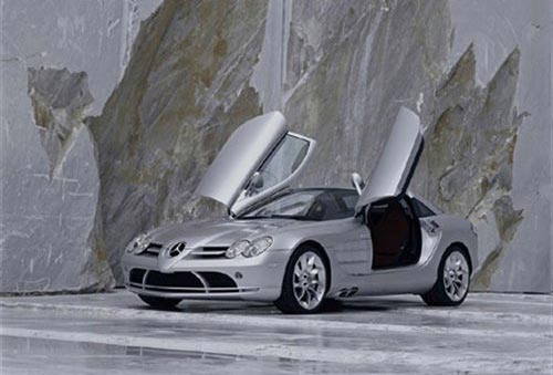 08-奔驰SLR McLaren( 334kmh).jpg