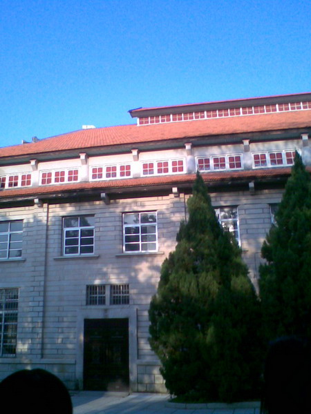 建南礼堂.jpg
