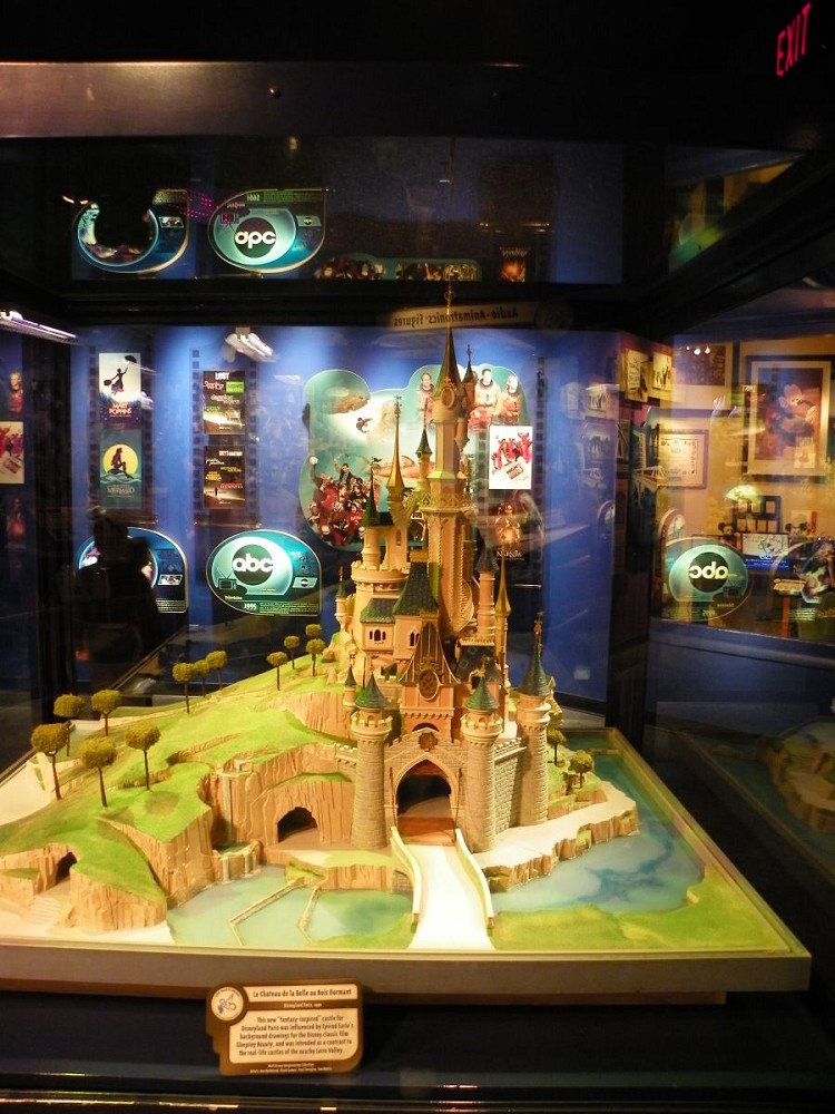 法国disney睡美馆的原始模型